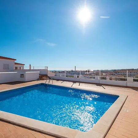 #86 Flat Near Newtown,Beach With Terrace Pool Apartment *