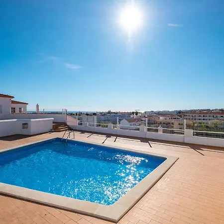 #86 Flat Near Newtown,Beach With Terrace Pool شقة *